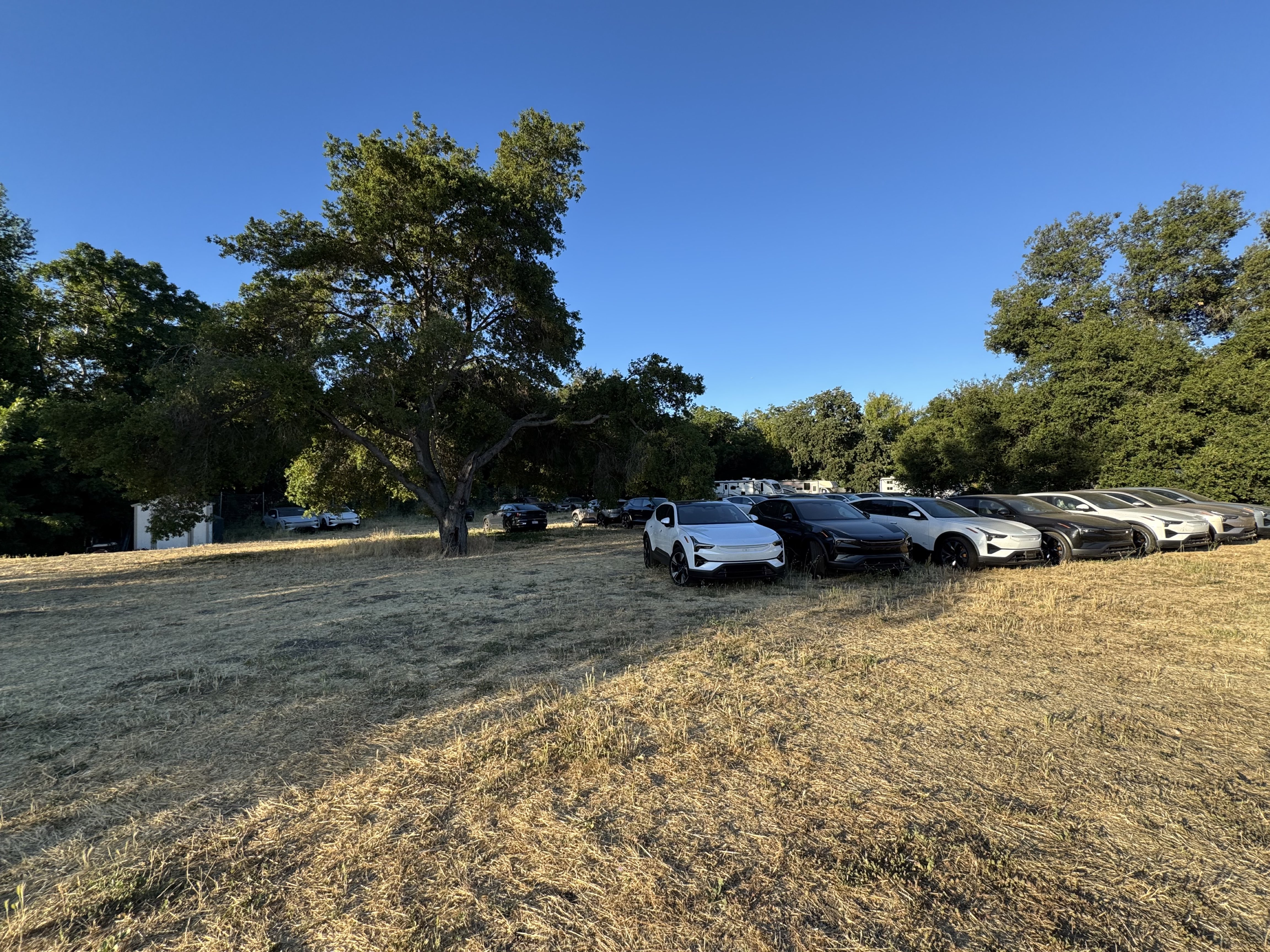 Outdoor vehicle parking area